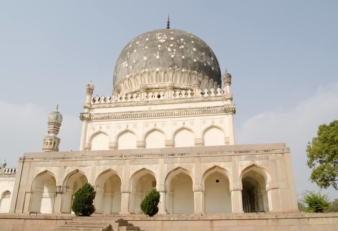 Qutb Shahi Tombs